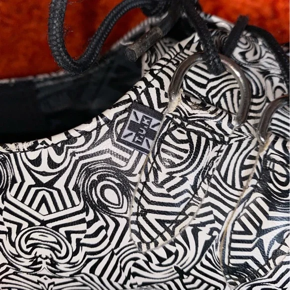 T.U.K. “Kaleido” Creepers - Picture 7 of 9